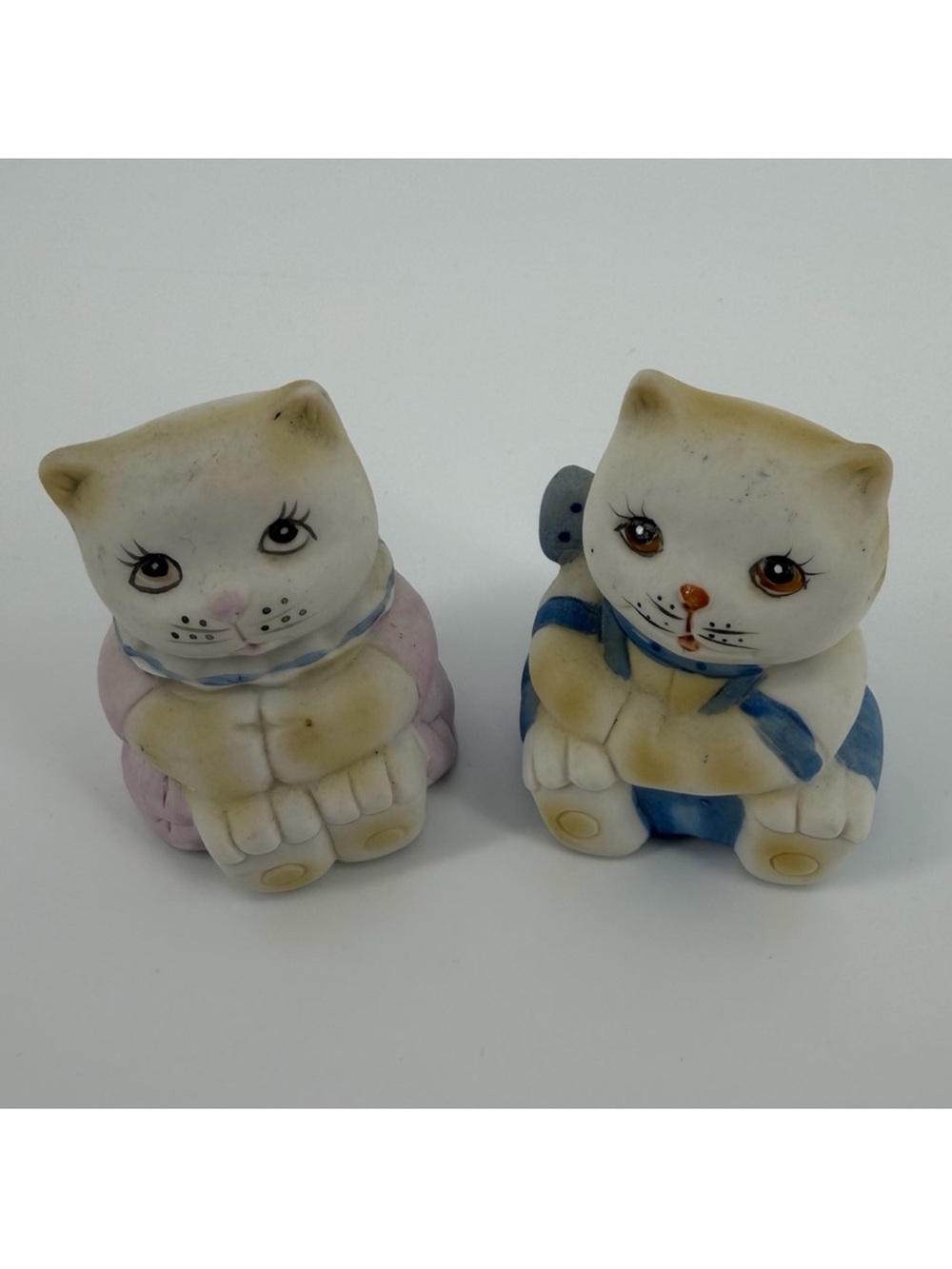 Vintage Pair of Made in Taiwan Painted Kittens Boy & Girl Decor Trinkets